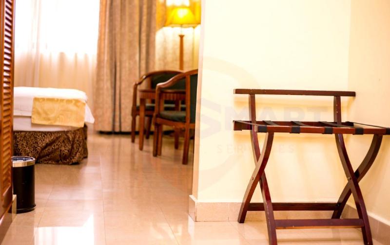 Hotel Marjorie 'Y' Tema Ngoại thất bức ảnh