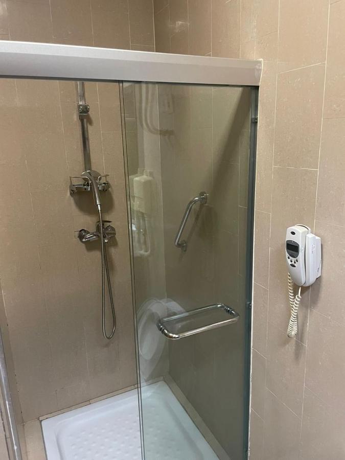 Hotel Marjorie 'Y' Tema Ngoại thất bức ảnh
