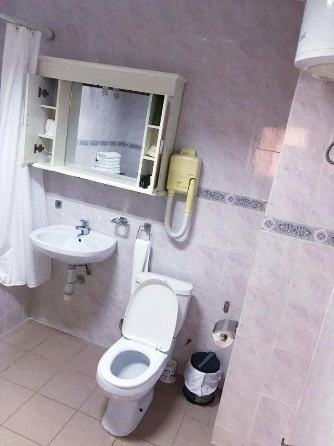 Hotel Marjorie 'Y' Tema Ngoại thất bức ảnh