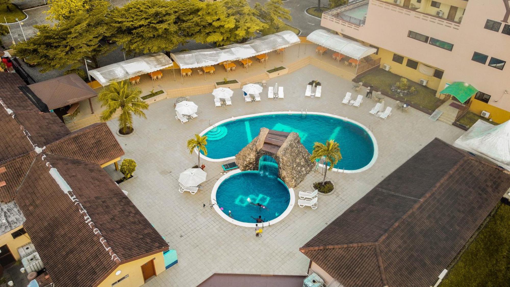 Hotel Marjorie 'Y' Tema Ngoại thất bức ảnh